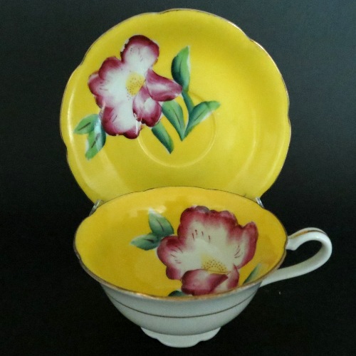 Yellow Japan Teacup